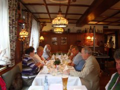 Benefiz-Hirsch 11-01.jpg